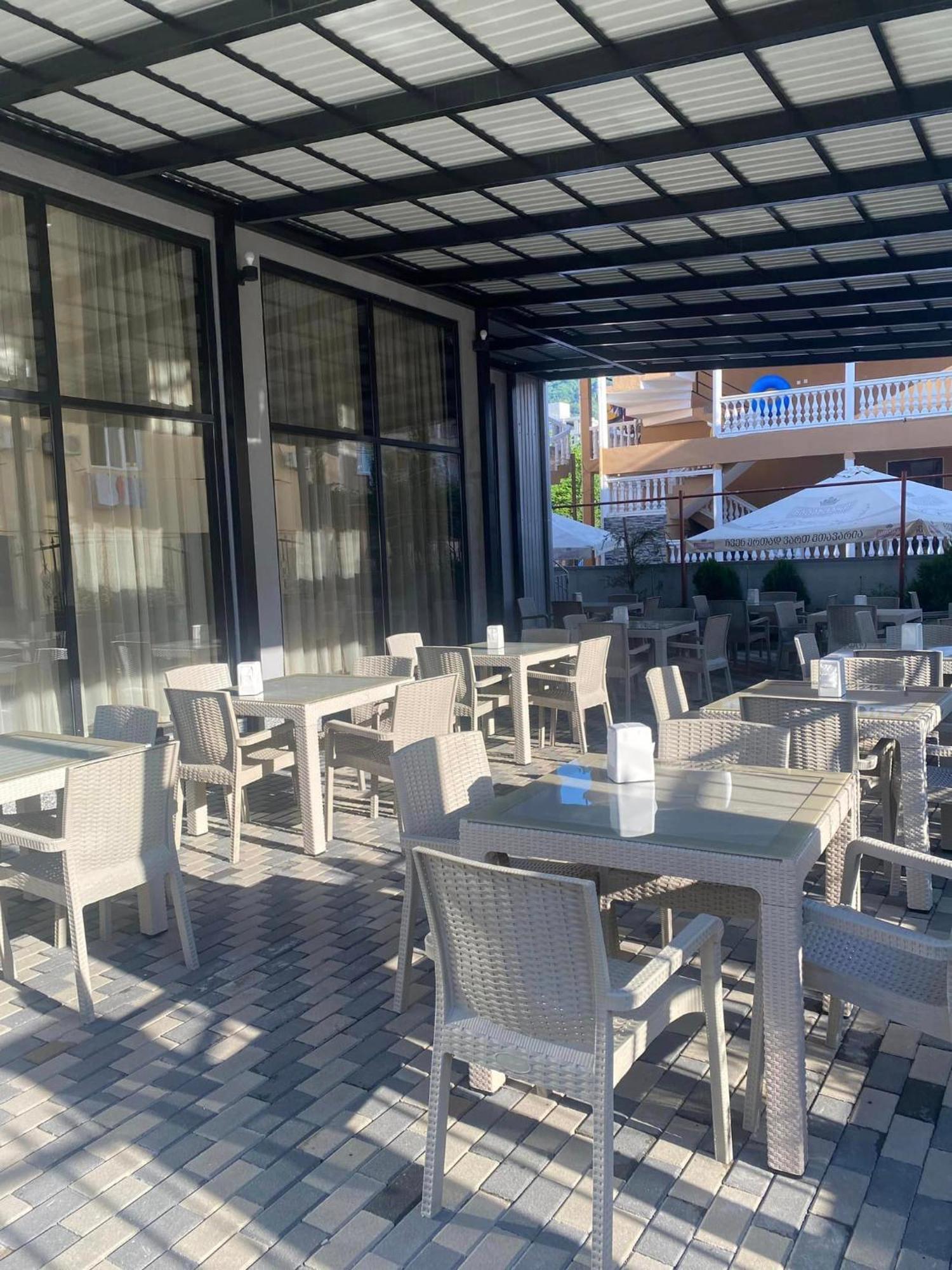 Hotel Tesa Gonio المظهر الخارجي الصورة